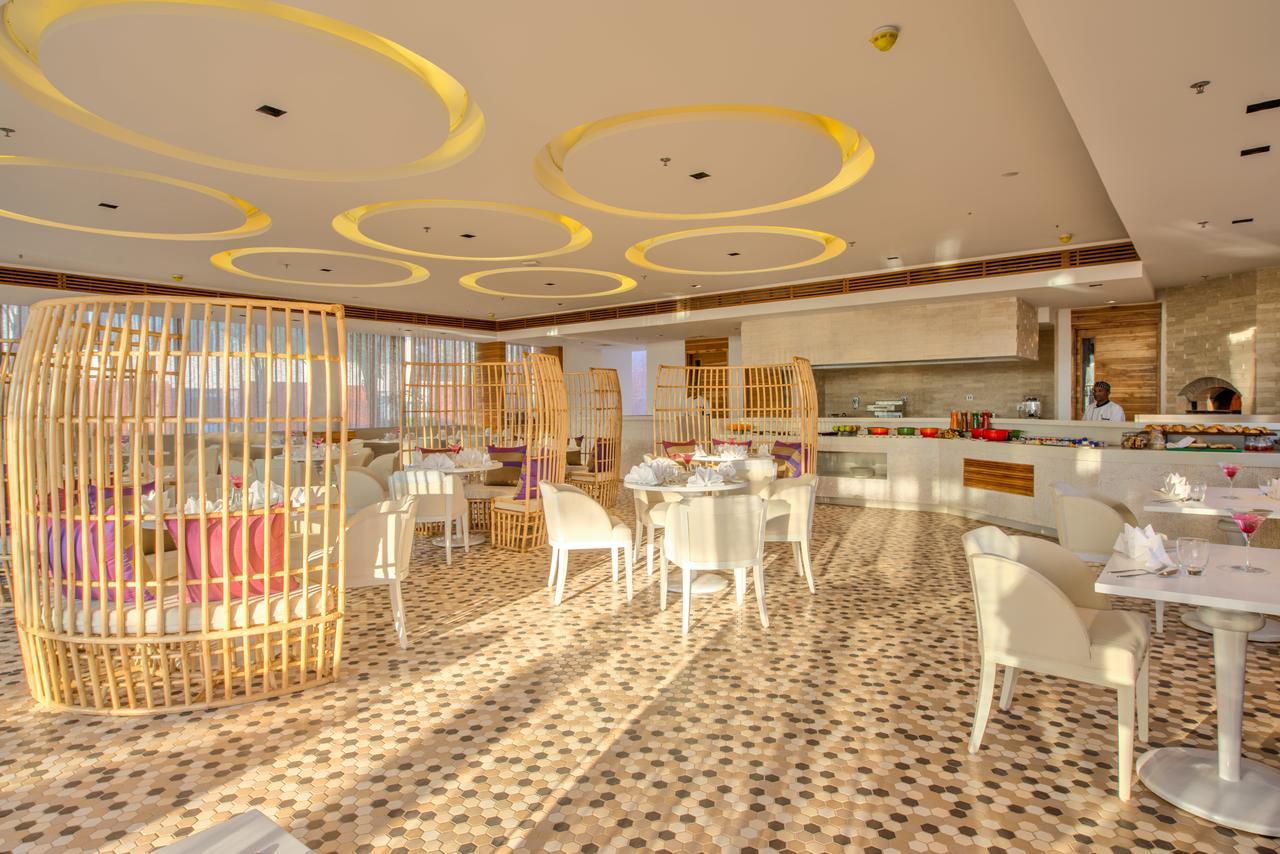 Azaya Beach Resort Goa Benaulim Kültér fotó