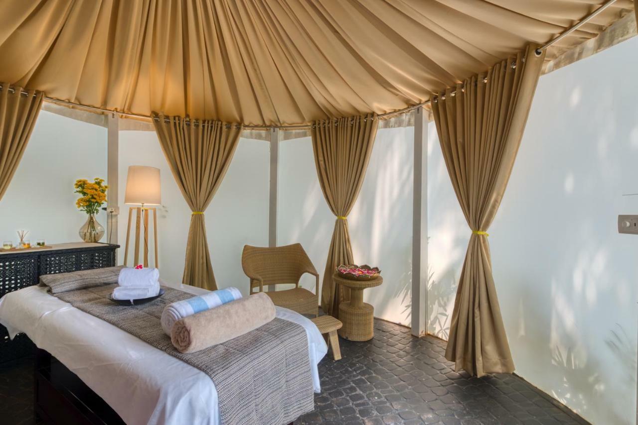 Azaya Beach Resort Goa Benaulim Kültér fotó